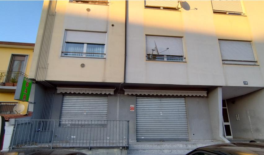 immobile negozio all'asta in via Degli Umiliati n 8 (con accesso principale da via Carlo Parea n 19) - Milano (MI) - 4