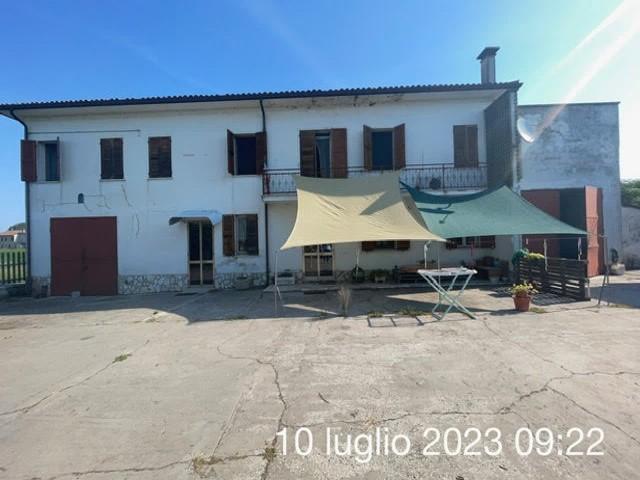 immobile appartamento all'asta in Via VELA SORANZO (LOC CARPI) 27 - 37049 Villa Bartolomea (VR) - 2