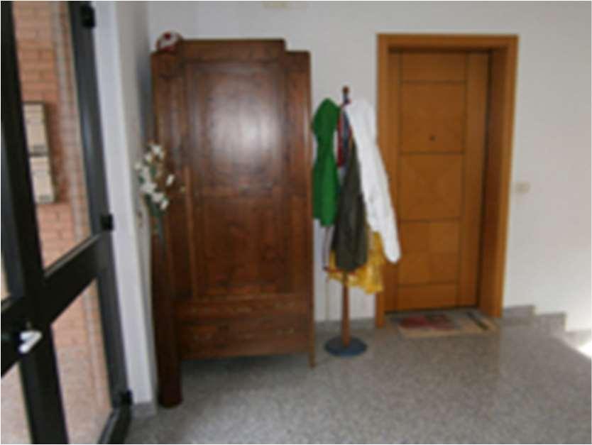 immobile appartamento all'asta in Contrada Molini di Valtenna - 63900 Fermo (FM) - 3