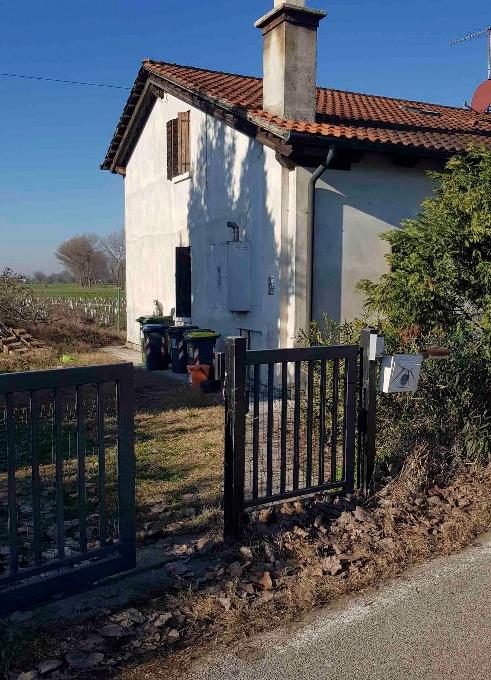 immobile appartamento all'asta in Via Foscara, 66, 30034 Mira VE, Italia Mira, Venezia - 5