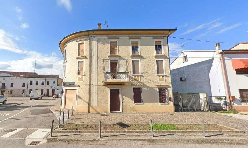 immobile appartamento all'asta in Via Voglia, 1, 46020 Magnacavallo MN, Italia Magnacavallo, Mantova - 4