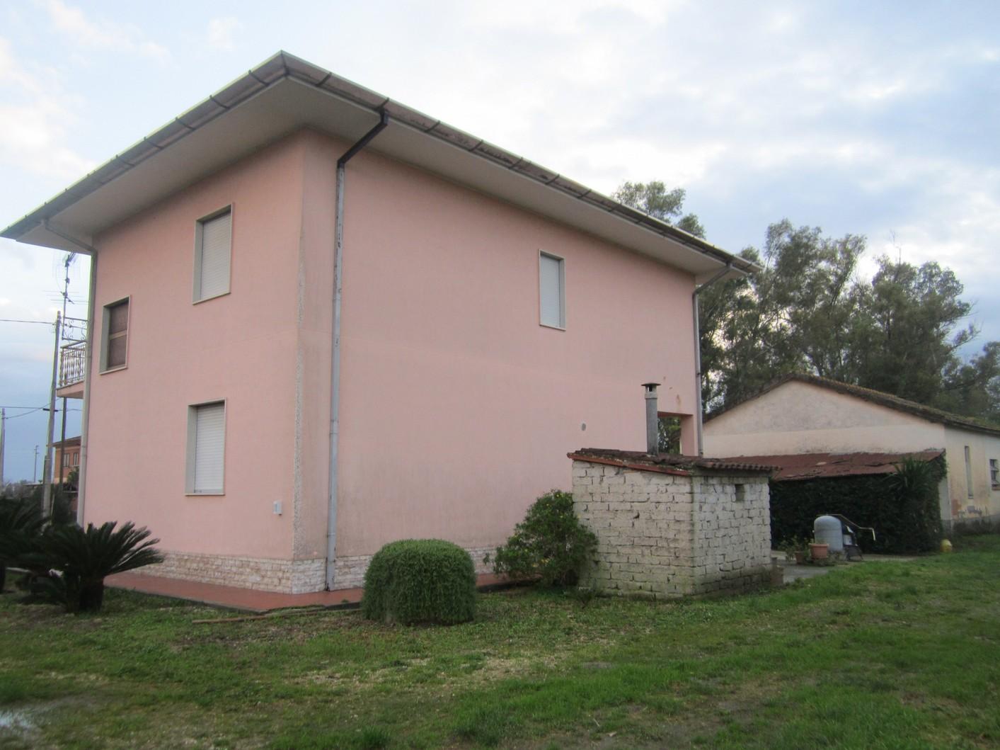 immobile appartamento all'asta in Via Migliara 52 Dx, 04014 Pontinia LT, Italia Pontinia, Latina - 2