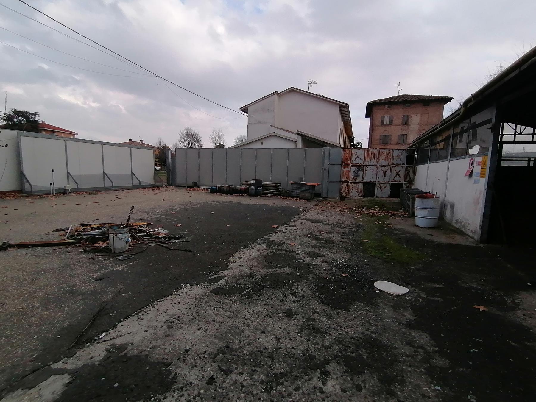 immobile capannone all'asta in Via Al Taro, 14, 43010 Ponte Taro PR, Italia - Fontevivo (PR) - 2