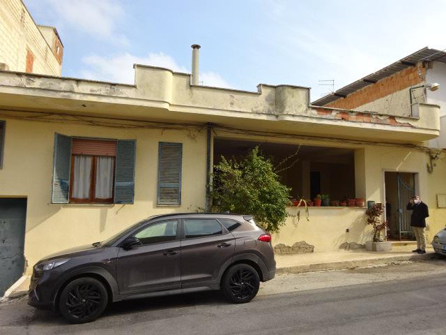 immobile appartamento all'asta in Via Pavoni 6-D - 71042 Cerignola (FG) - 1