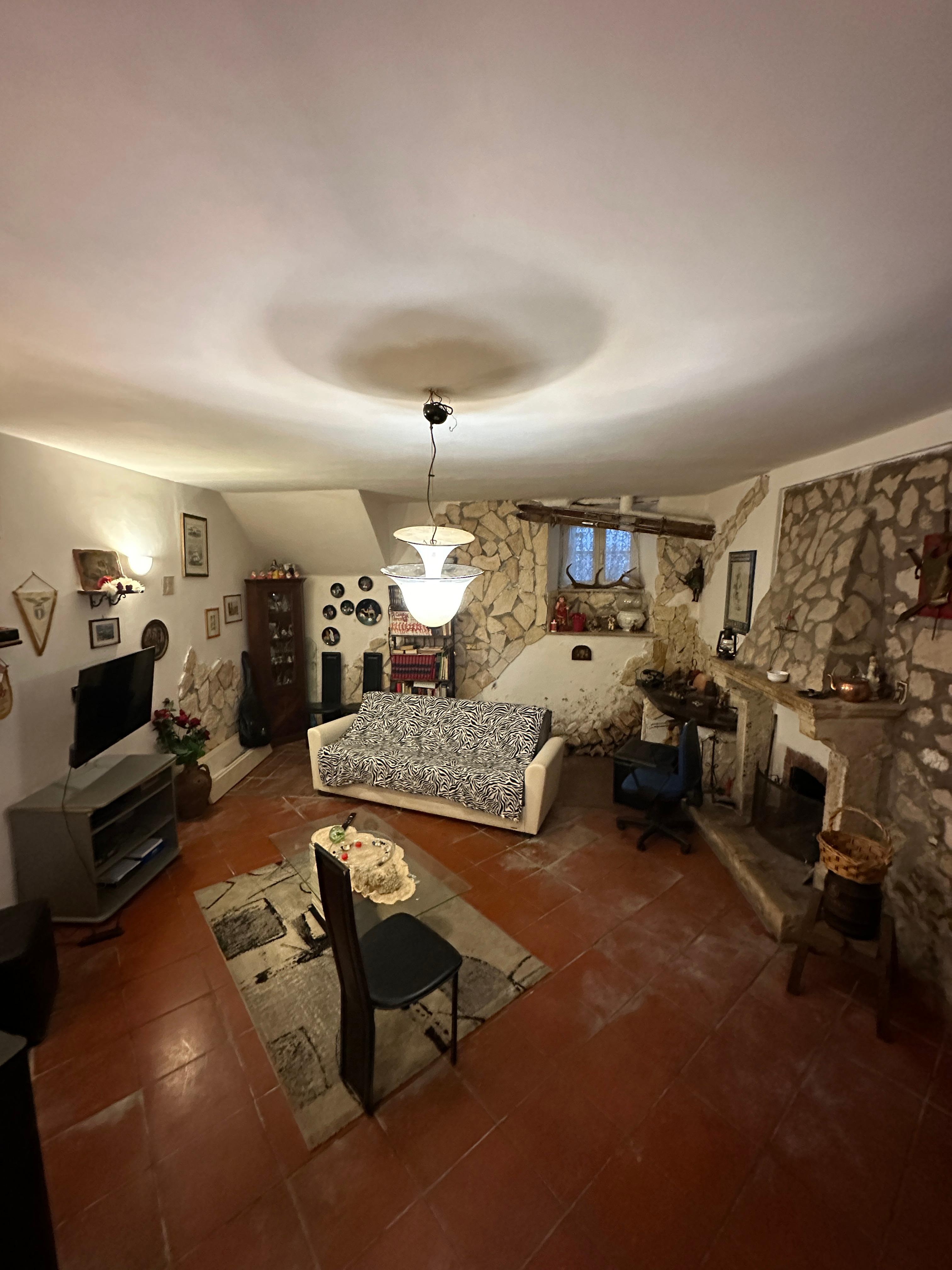 immobile appartamento all'asta in Vicolo Apollo, 22, 03016 Guarcino FR, Italia Guarcino, Frosinone - 3