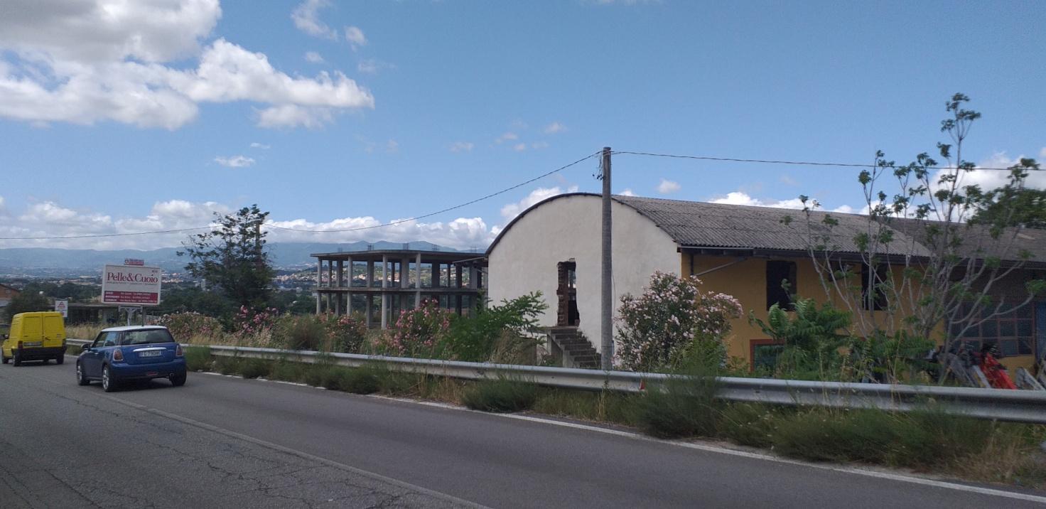 immobile terreno all'asta in Contrada Linze Gidora, snc - 87040 Luzzi (CS) - 1