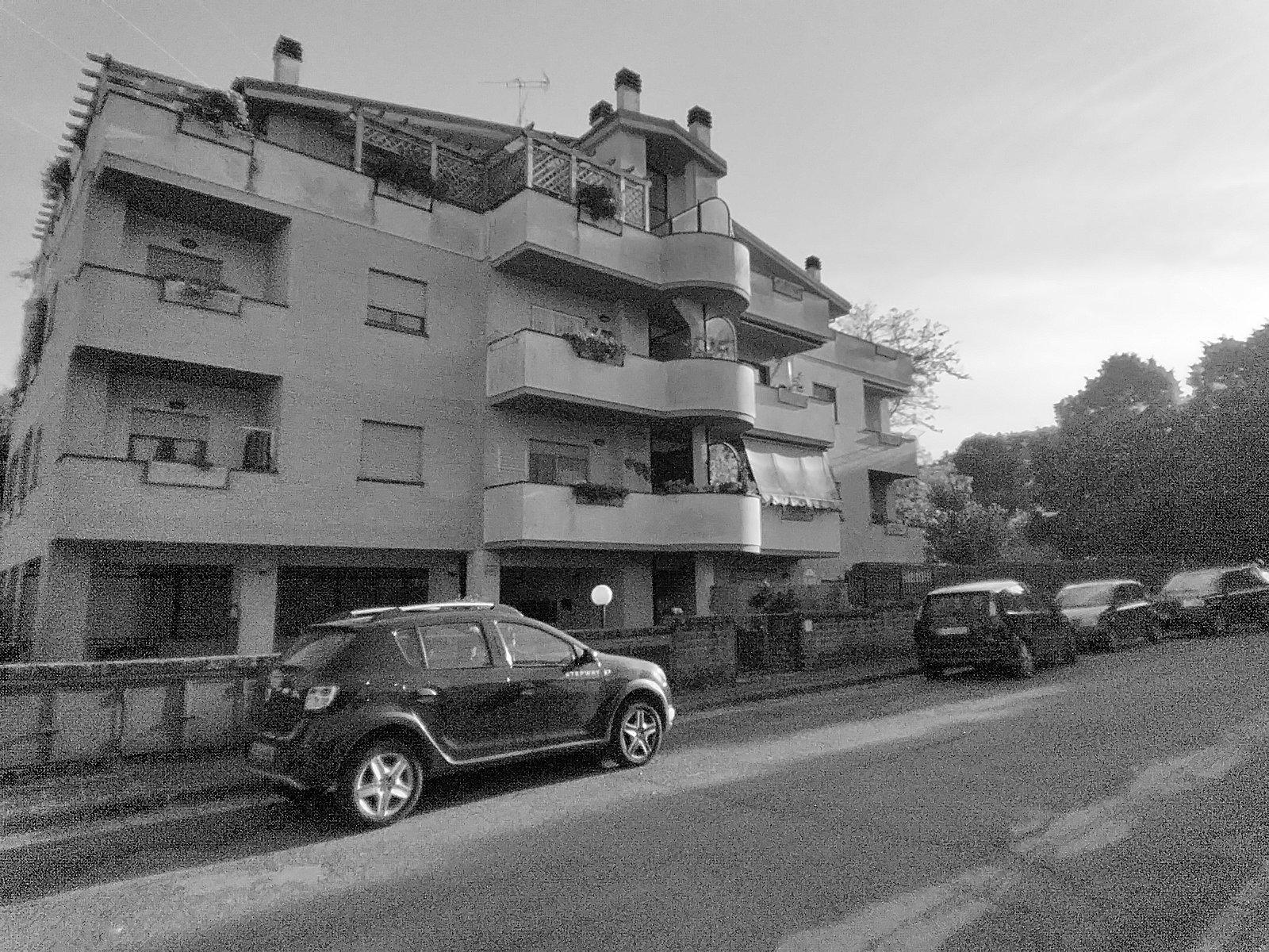 immobile appartamento all'asta in Via Carlo Alberto Dalla Chiesa 7A - 01012 Capranica (VT) - 1