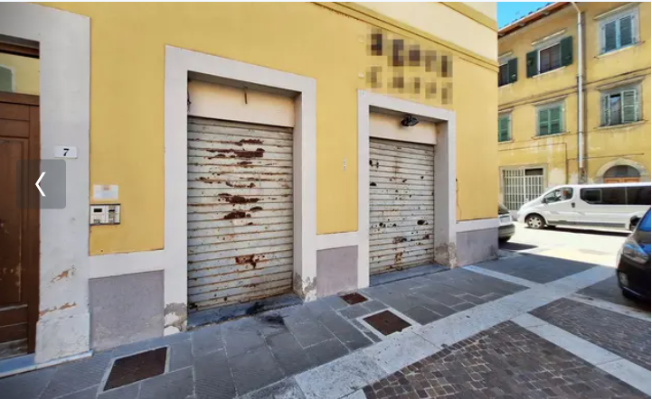 immobile negozio all'asta in Piazza Dario Frilli, 8, 53036 Poggibonsi SI, Italia Poggibonsi, Siena - 1