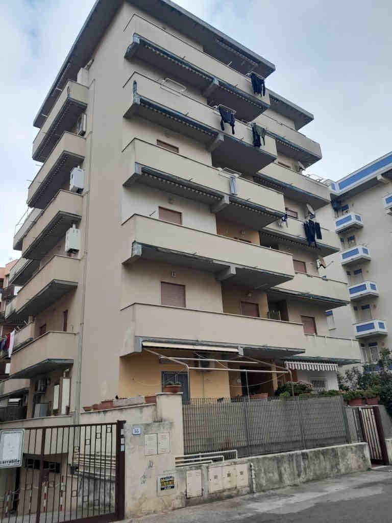 immobile appartamento all'asta in Via Fratelli Rosselli 57 - Nettuno (RM) - 1