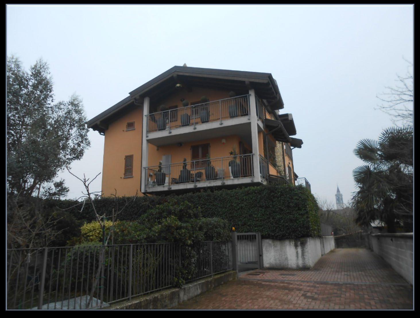 immobile appartamento all'asta in Via Per Grezzago, 17 - Vaprio d'Adda (MI) - 1