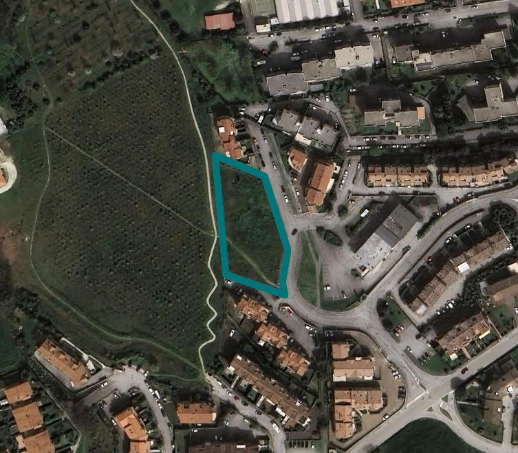 immobile terreno all'asta in Via Terenzio Mamiani, 60027 Osimo AN, Italia Osimo, Ancona - 1