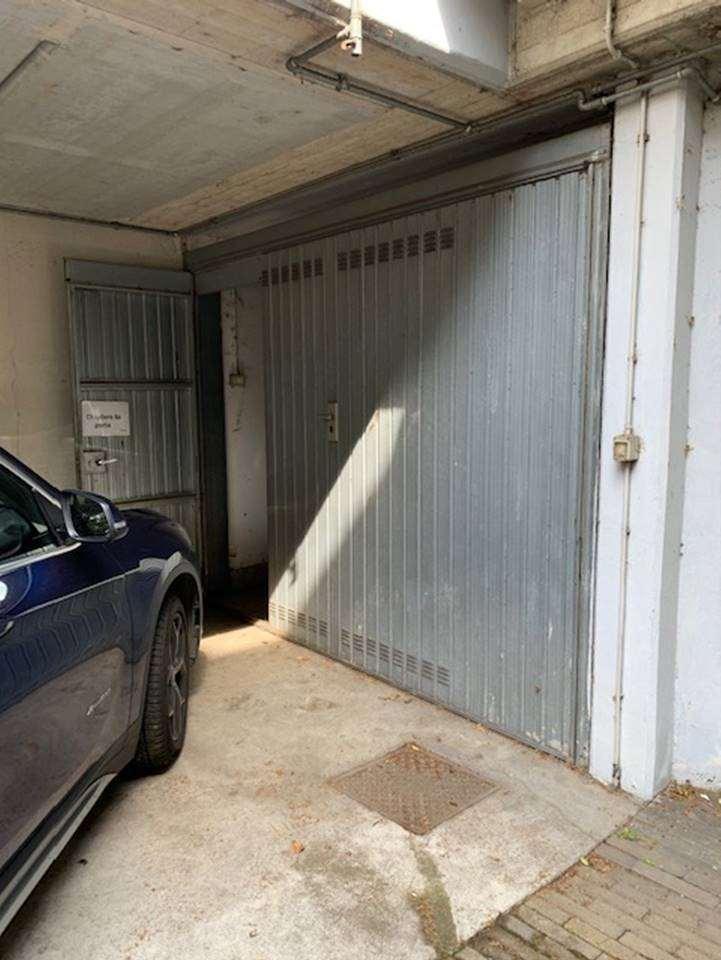 immobile VILLA ALL'ASTA IN VIA UGO FOSCOLO, MONZA (MB) - 1