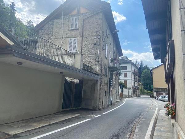 immobile appartamento all'asta in Via Umberto I n 6 - 13023 Campertogno (VC) - 2
