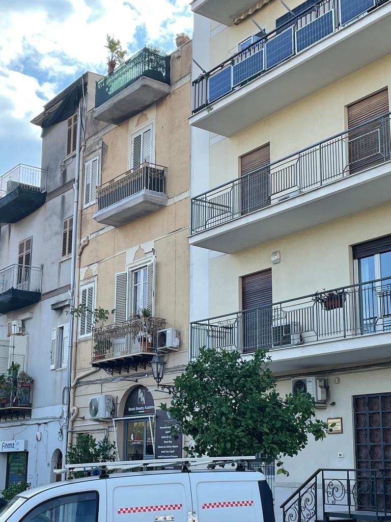 immobile appartamento all'asta in Via Ruggero Settimo, 11, 90011 Bagheria PA, Italia Bagheria, Palermo - 2