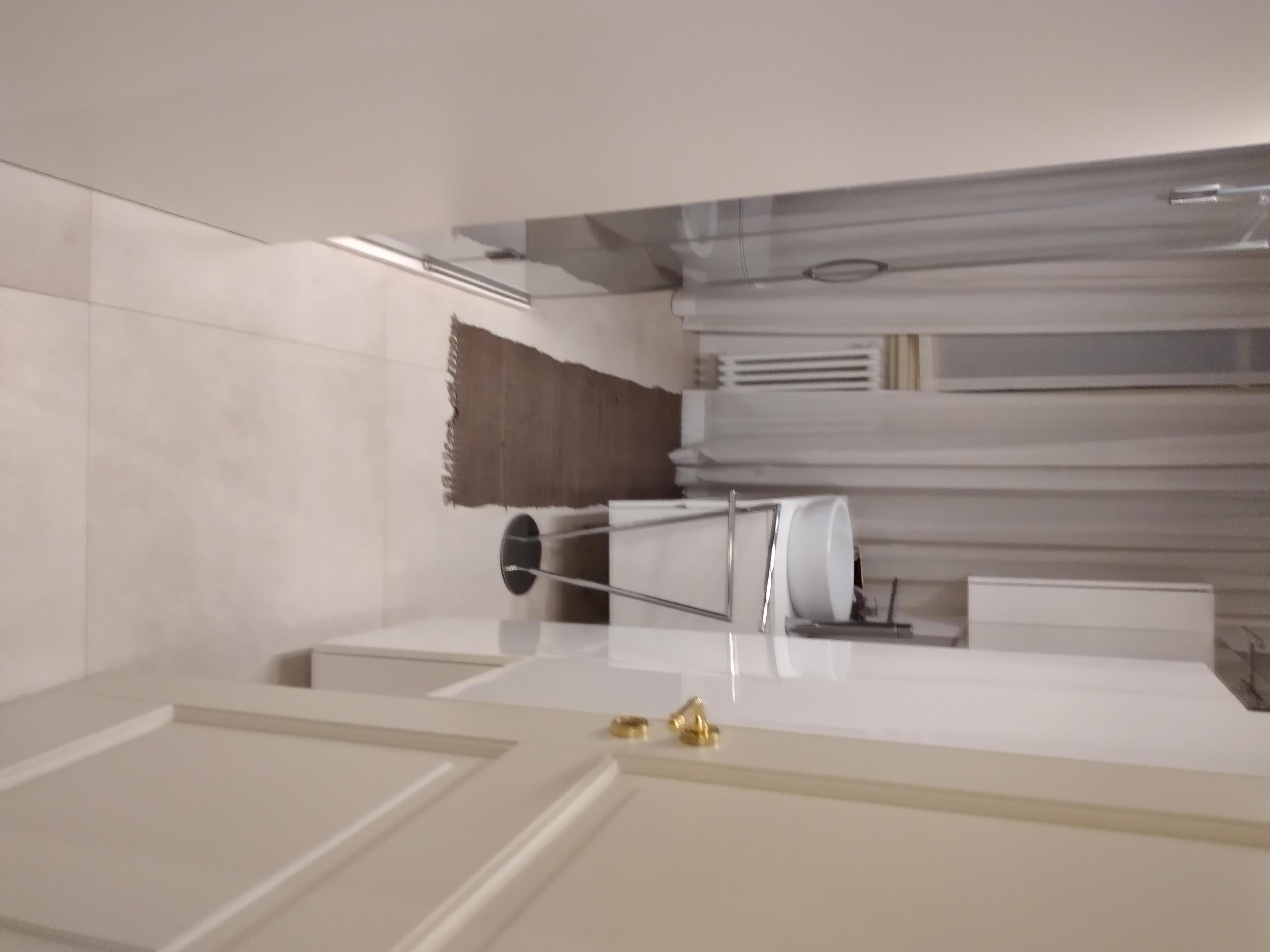 immobile appartamento all'asta in Piazza Garibaldi  2/4 - 20900 Monza (MB) - 1