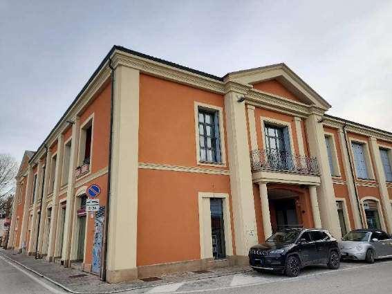 immobile garage all'asta in Piazzale Malatesta snc - 61032 Fano (PU) - 1