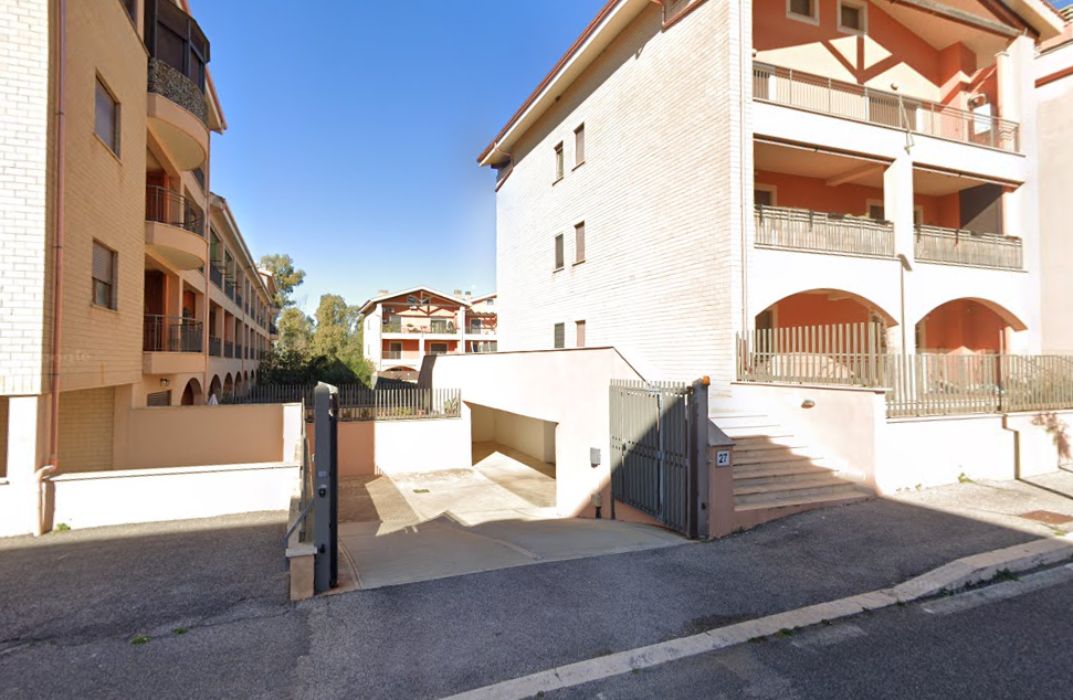 immobile posto auto all'asta in Via Pierleone Ghezzi, 29, 00054 Fiumicino RM, Italia Fiumicino, Roma - 1
