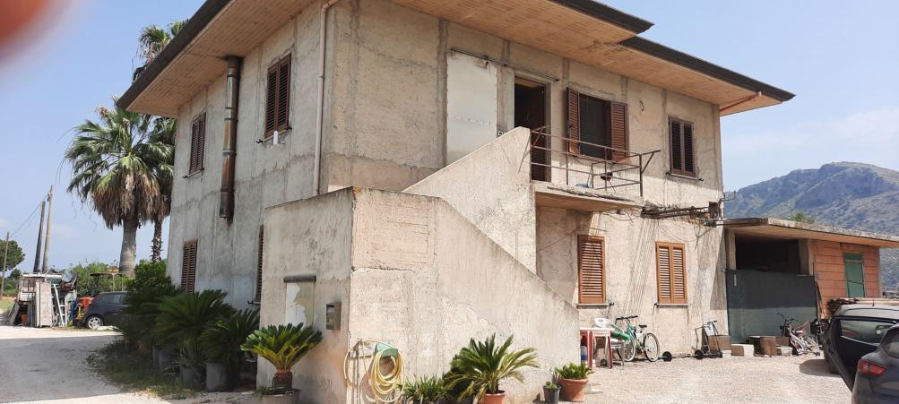 immobile appartamento all'asta in Loc La Fiora, Via Matera  - 04019 Terracina (LT) - 2