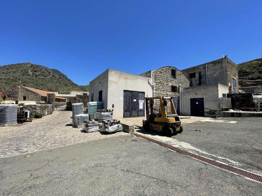 immobile attivita commerciale all'asta in 91017 Rekhale TP, Italia - Pantelleria (TP) - 3