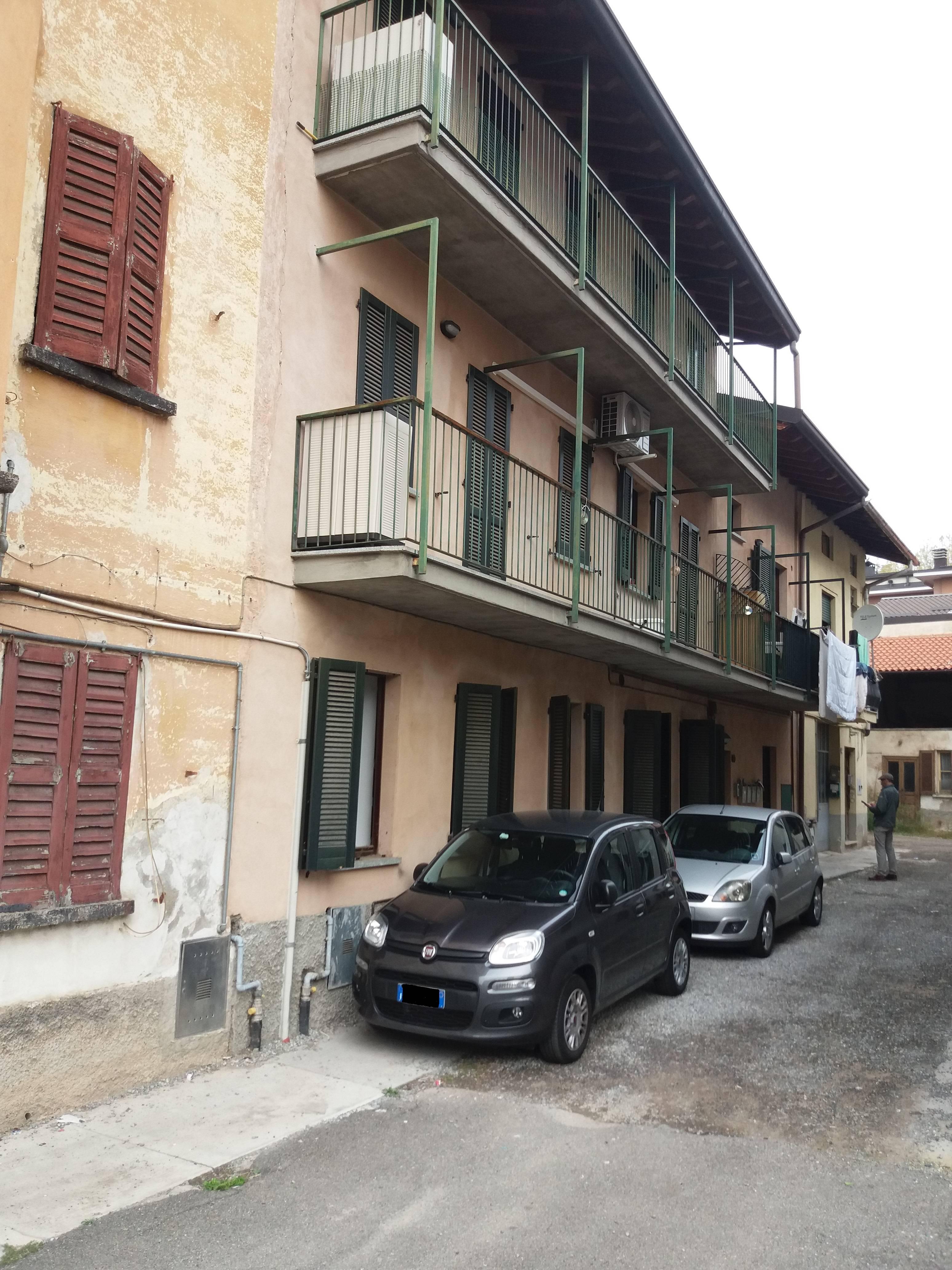 immobile appartamento all'asta in Via Giuseppe Mazzini, 22069 Rovellasca CO, Italia Rovellasca, Como - 3