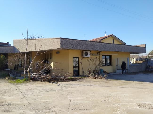 immobile ufficio all'asta in Via Ponticello sn - 24057 Martinengo (BG) - 1