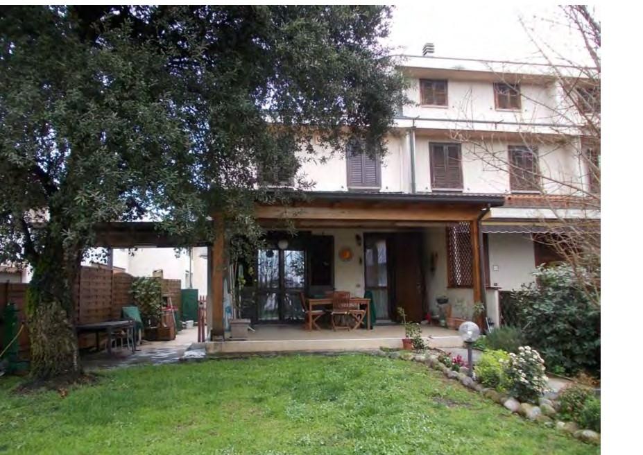 immobile VILLA ALL'ASTA IN VIA UGO LA MALFA, OPERA (MI) - 1