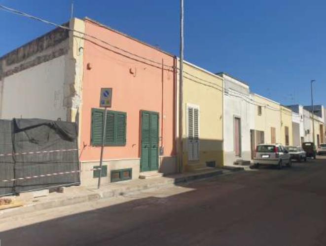 immobile appartamento all'asta in Via Giuseppe Parini 98 - 73010 Veglie (LE) - 1