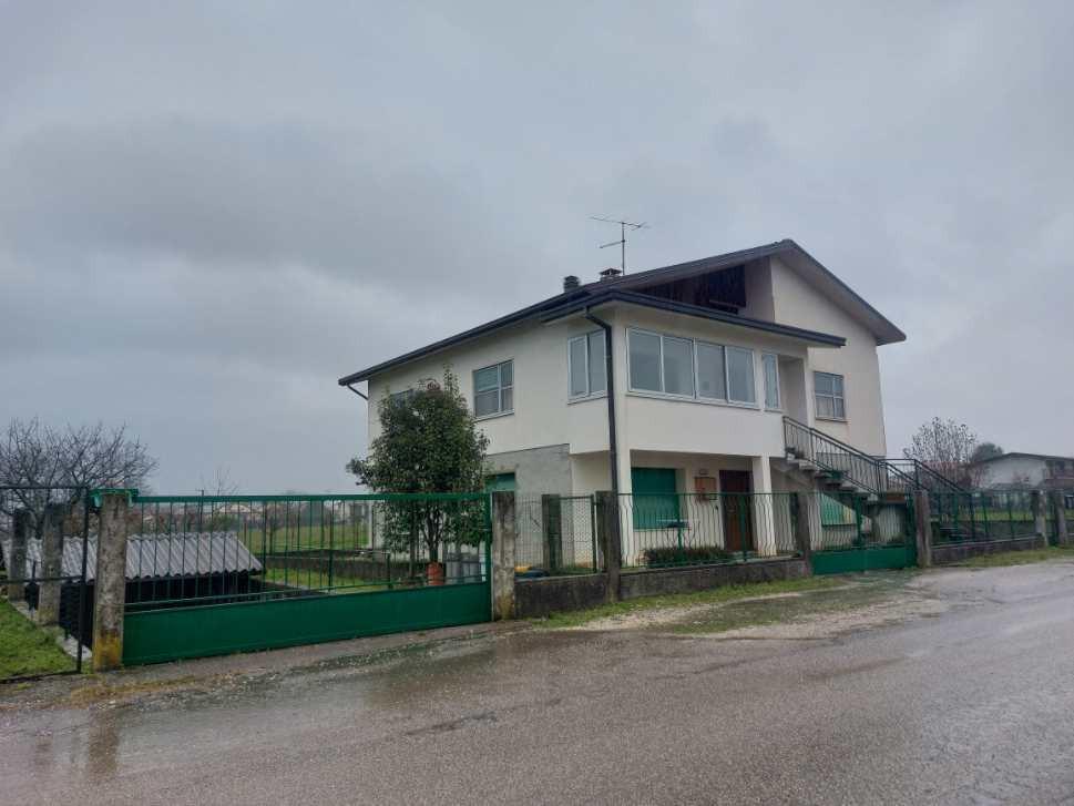 immobile appartamento all'asta in Via Antonio da Pordenone, 6 - 33081 Aviano (PN) - 1