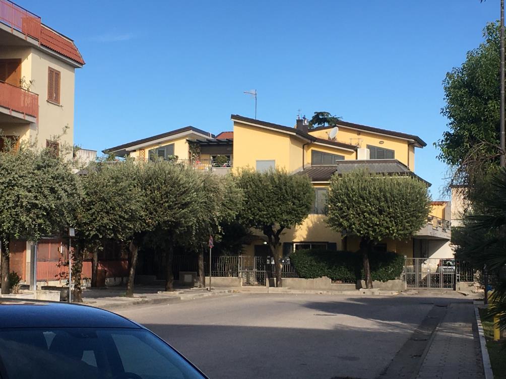 immobile appartamento all'asta in piazza Leonardo da Vinci - 80030 San Vitaliano (NA) - 2