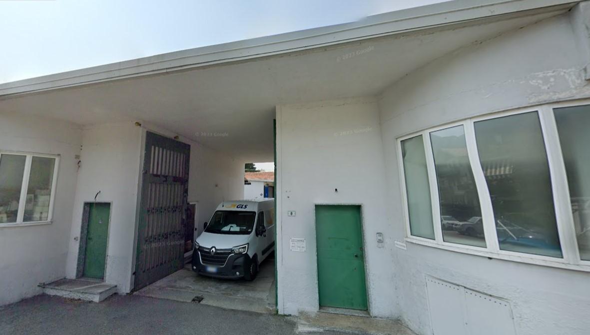 immobile capannone all'asta in Via Valsecchi 2 - 23862 Civate (LC) - 4