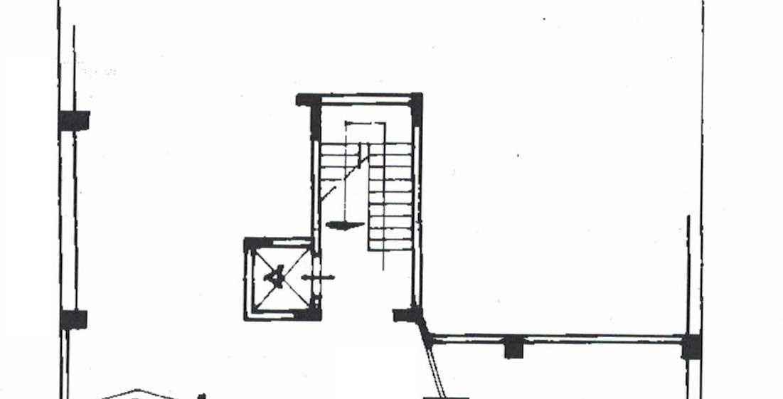 immobile attivita commerciale all'asta in Via Genova, 91/93 - 70024 Gravina in Puglia (BA) - 2