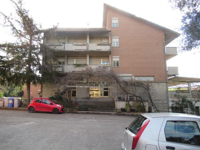 immobile hotel - albergo all'asta in Localita' Padule - 06024 Gubbio (PG) - 4