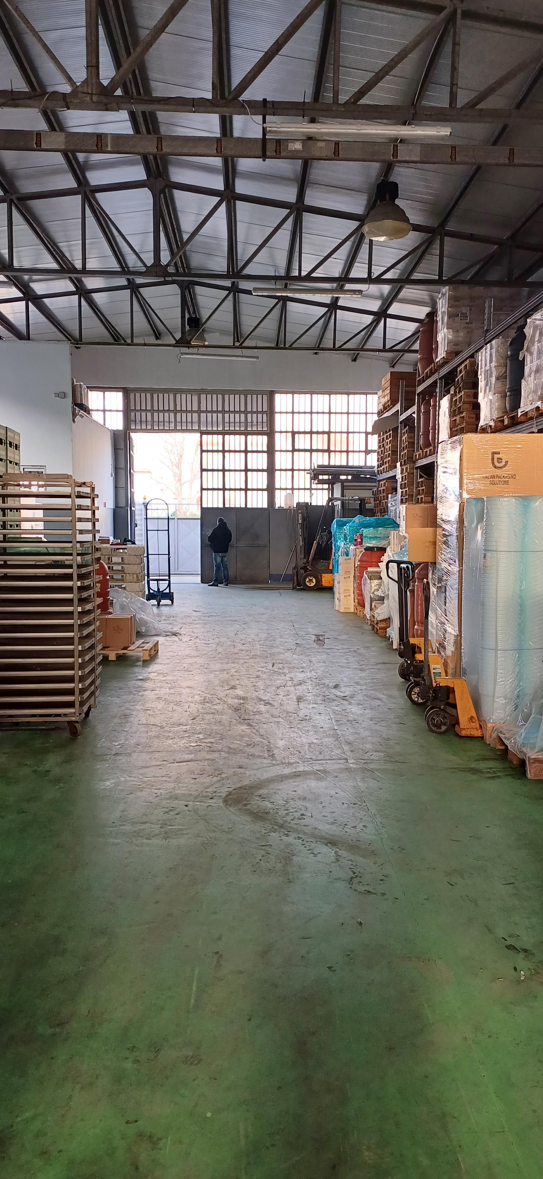 immobile laboratorio all'asta in Via Goito, 22 - 10042 Nichelino (TO) - 2