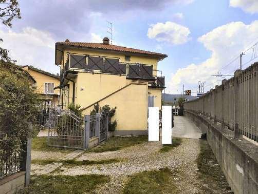 immobile appartamento all'asta in Via Vittorio Veneto, 54/b, 52010 Capolona AR, Italia Capolona, Arezzo - 2