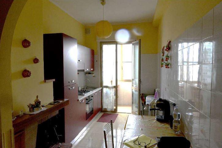 immobile appartamento all'asta in Via Giacomo Reggiani, 06049 Spoleto PG, Italia Spoleto, Perugia - 2