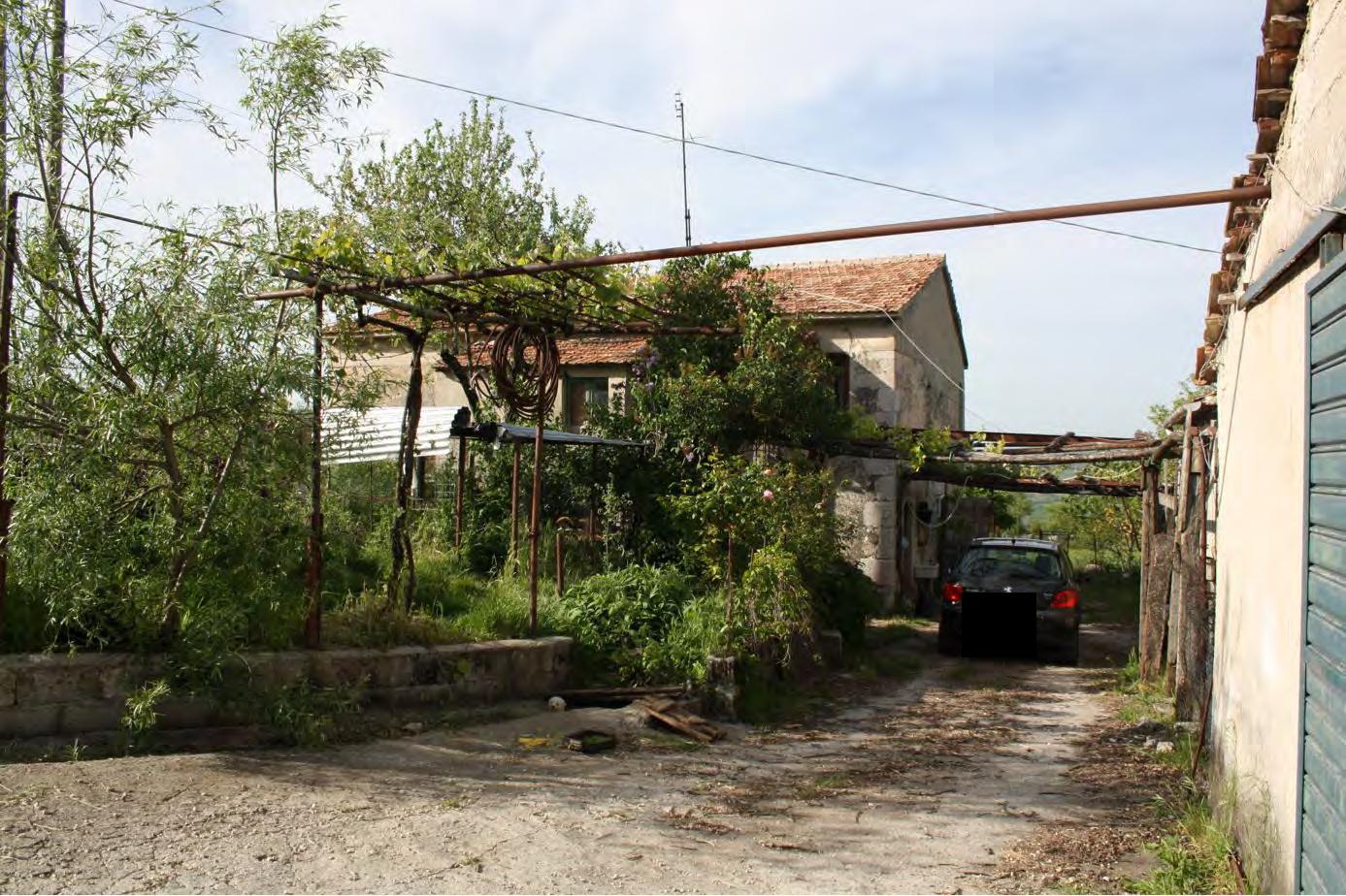 immobile attivita commerciale all'asta in Contrada Lago - 83051 Nusco (AV) - 1
