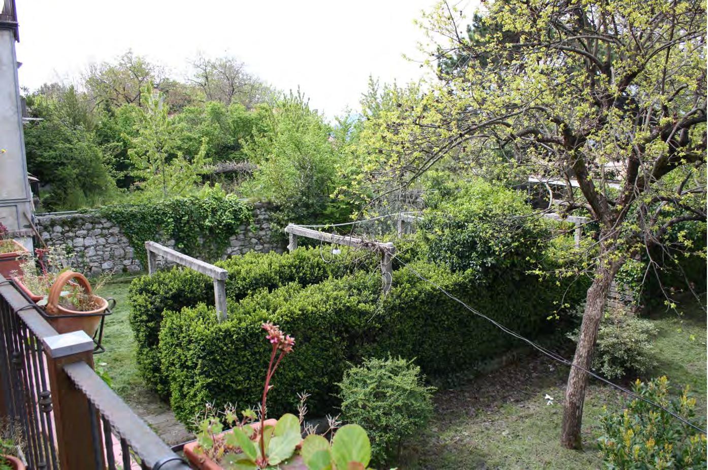 immobile terreno all'asta in Corso Umberto I, 16 - Via Regina Margherita  3 - 83051 Nusco (AV) - 2