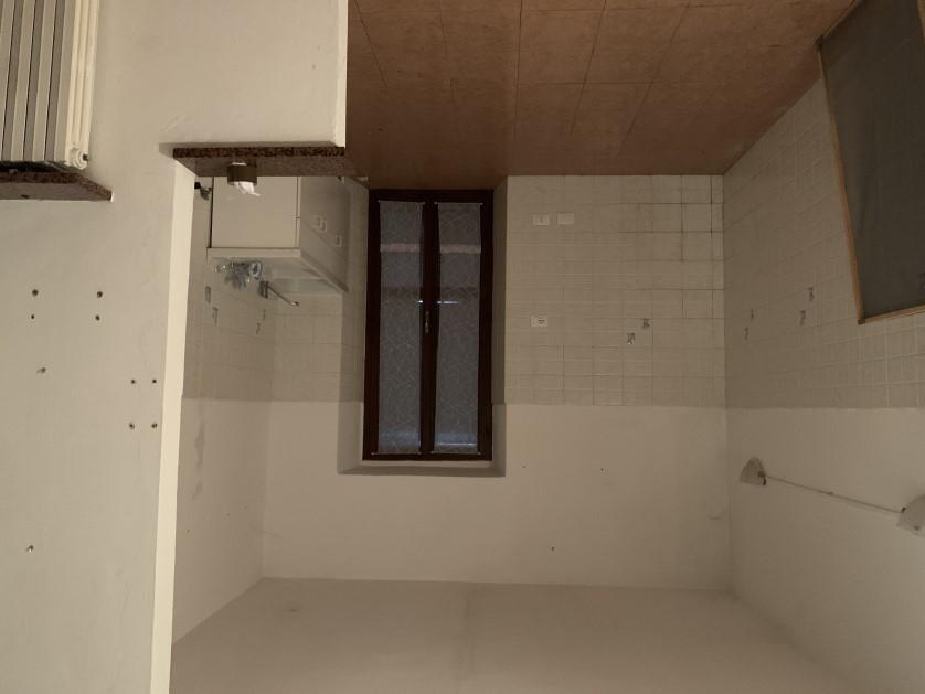 immobile appartamento all'asta in Frazione Valle - Via Liguria 5 - 27058 Voghera (PV) - 3