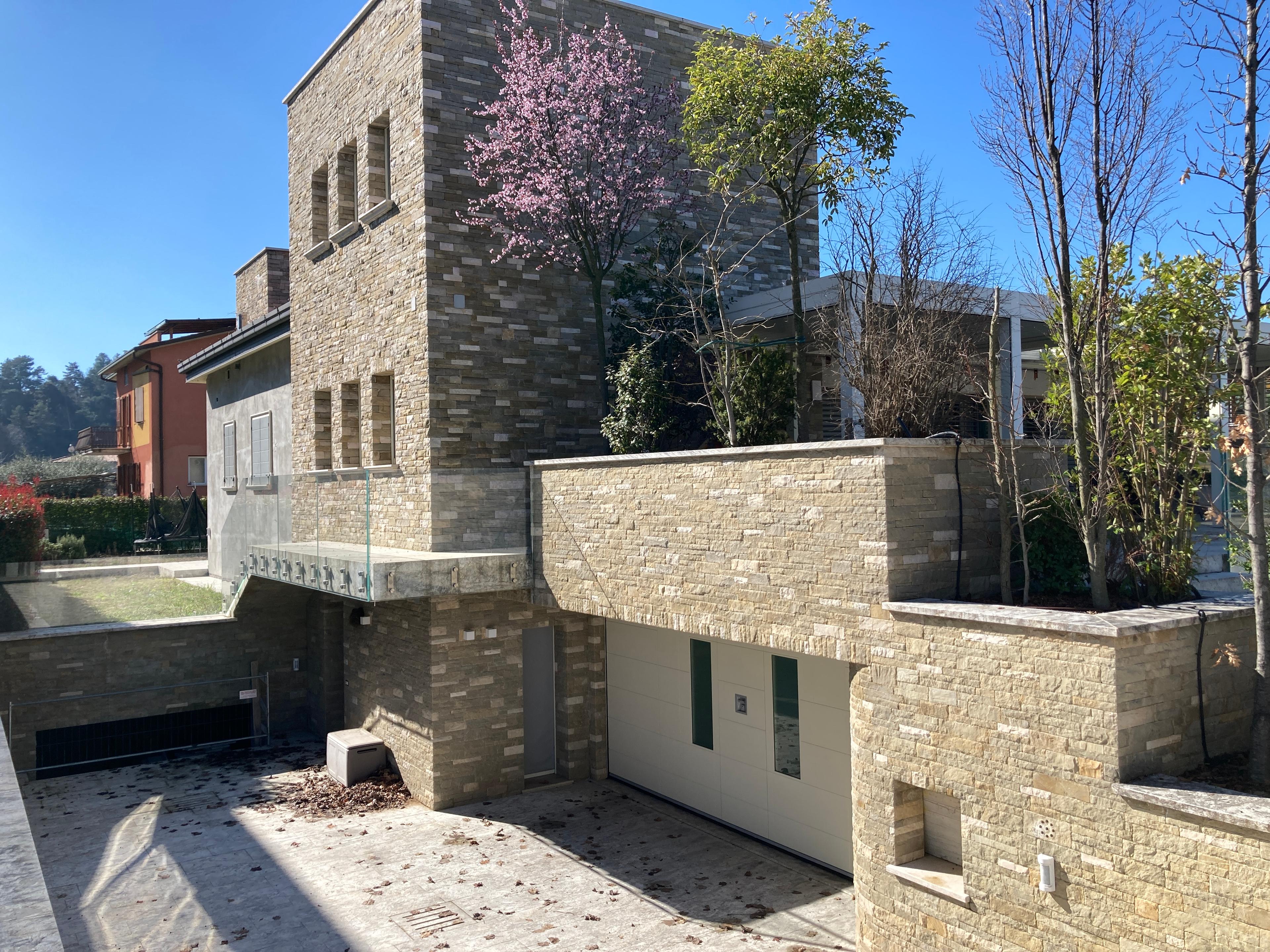 immobile villa all'asta in Via V Bellini, 1, 24060 Villongo BG, Italia Villongo, Bergamo - 2