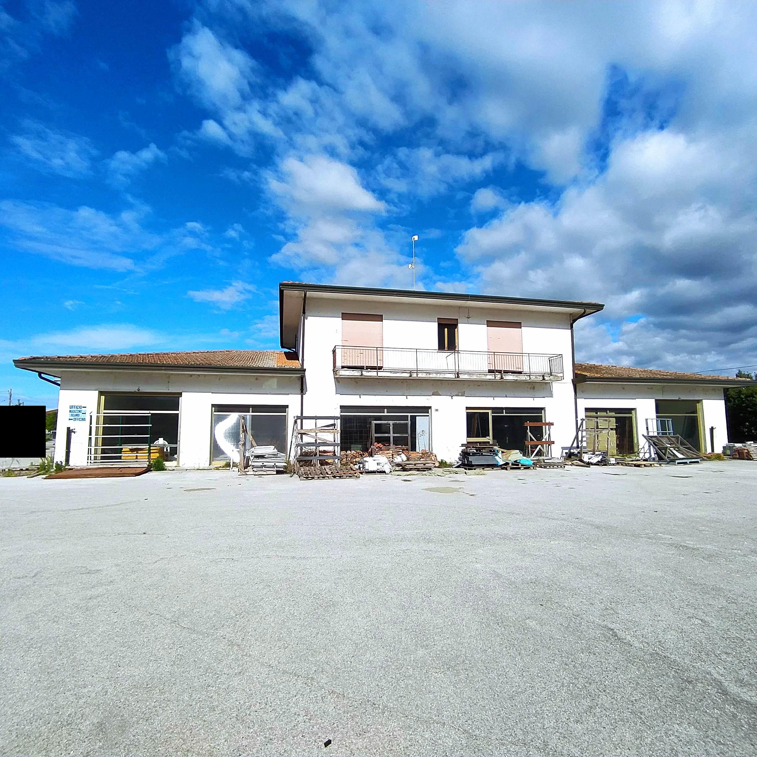immobile attivita commerciale all'asta in SS 309 Romea, 30, 45019 Taglio di Po RO, Italia Taglio Di Po, Rovigo - 3