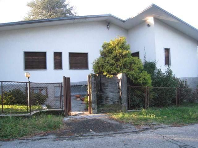 immobile villa all'asta in Via Roccolo, 5, 21045 Roccolo VA, Italia - Gazzada Schianno (VA) - 2