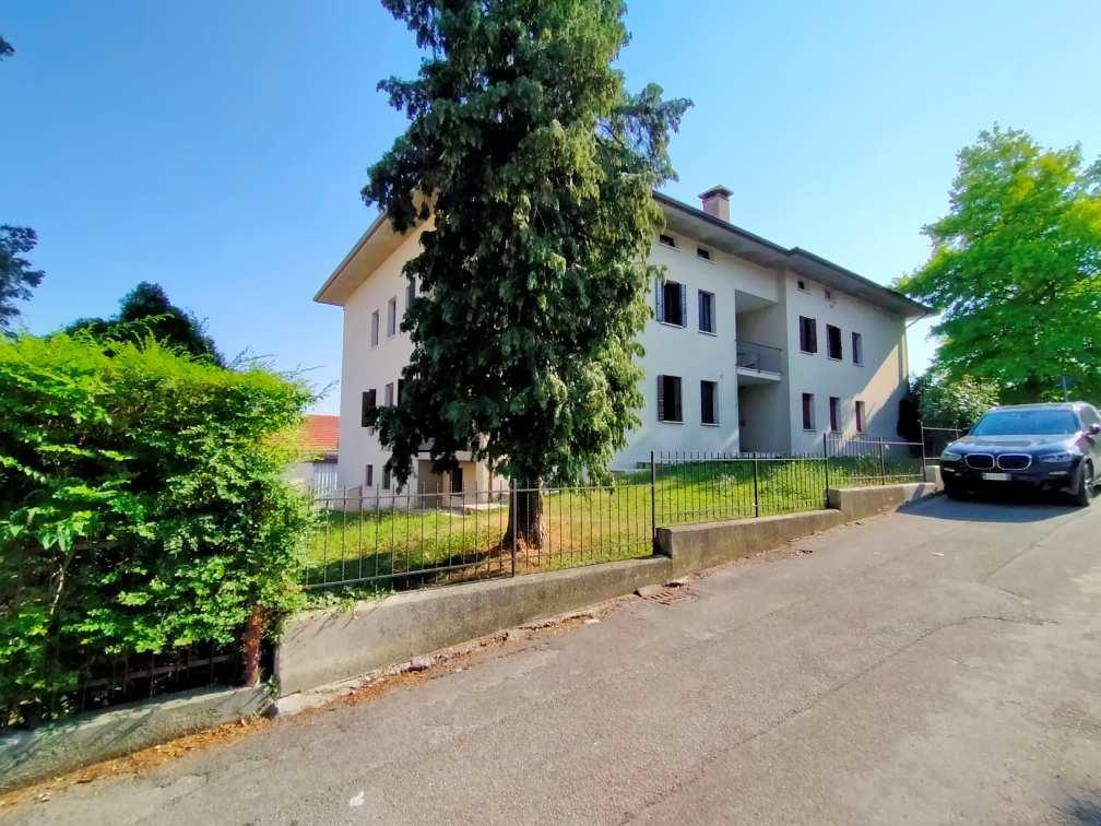 immobile appartamento all'asta in Via Val d'Aosta, 34/A - 31017 Crespano del Grappa (TV) - 2