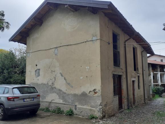 immobile rustico all'asta in Vicolo Carso, 2, 21030 Orino VA, Italia Orino, Varese - 1