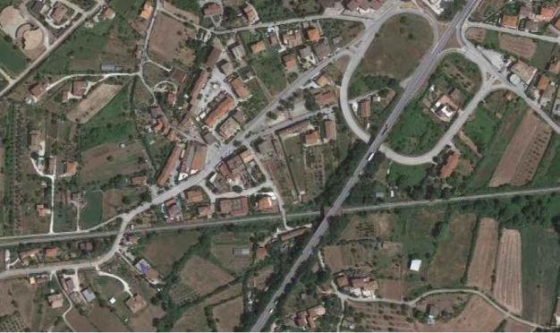 immobile attivita commerciale all'asta in Via Sant Eusanio 17 - 86075 Monteroduni (IS) - 1