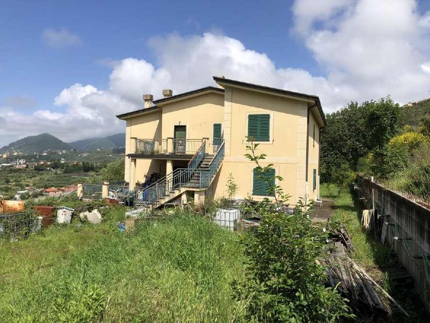 immobile appartamento all'asta in Via del Boschetto 1 1nt 1 - 16033 Lavagna (GE) - 1