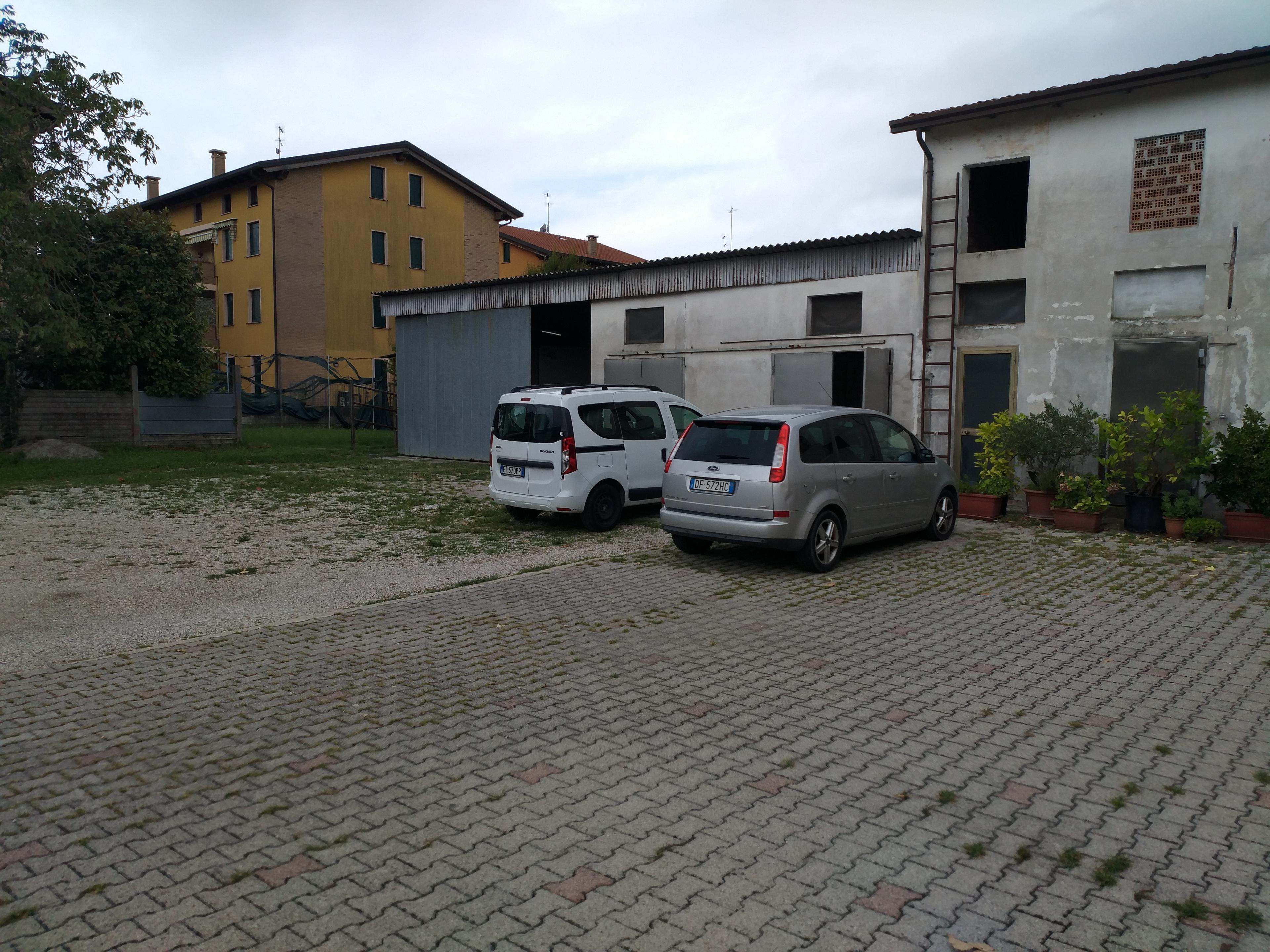 immobile appartamento all'asta in Via Cavinello ovest n 21 - 30030 Pianiga (VE) - 2