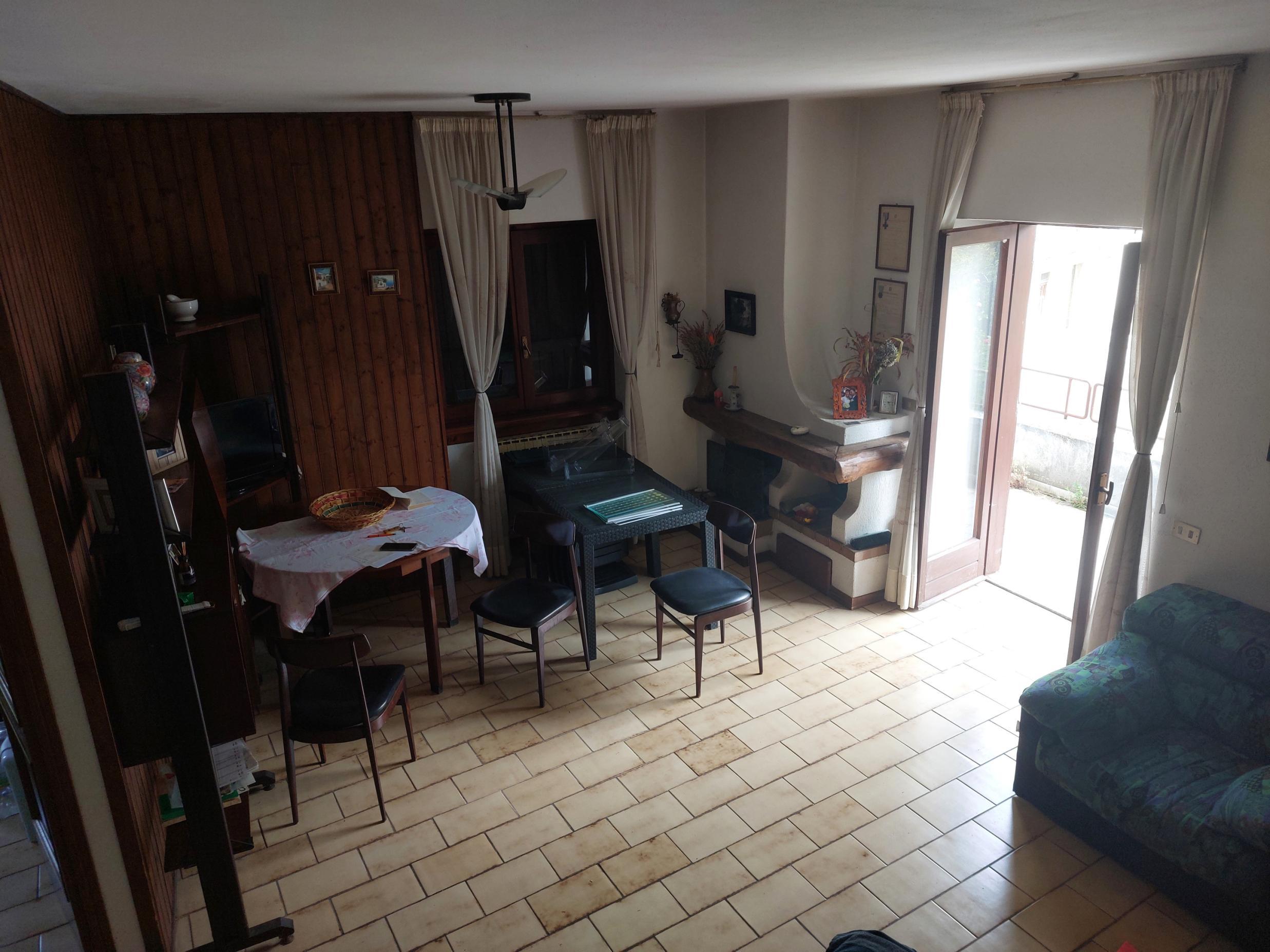 immobile appartamento all'asta in Via Peri, 6, 22020 Laino CO, Italia Laino, Como - 1