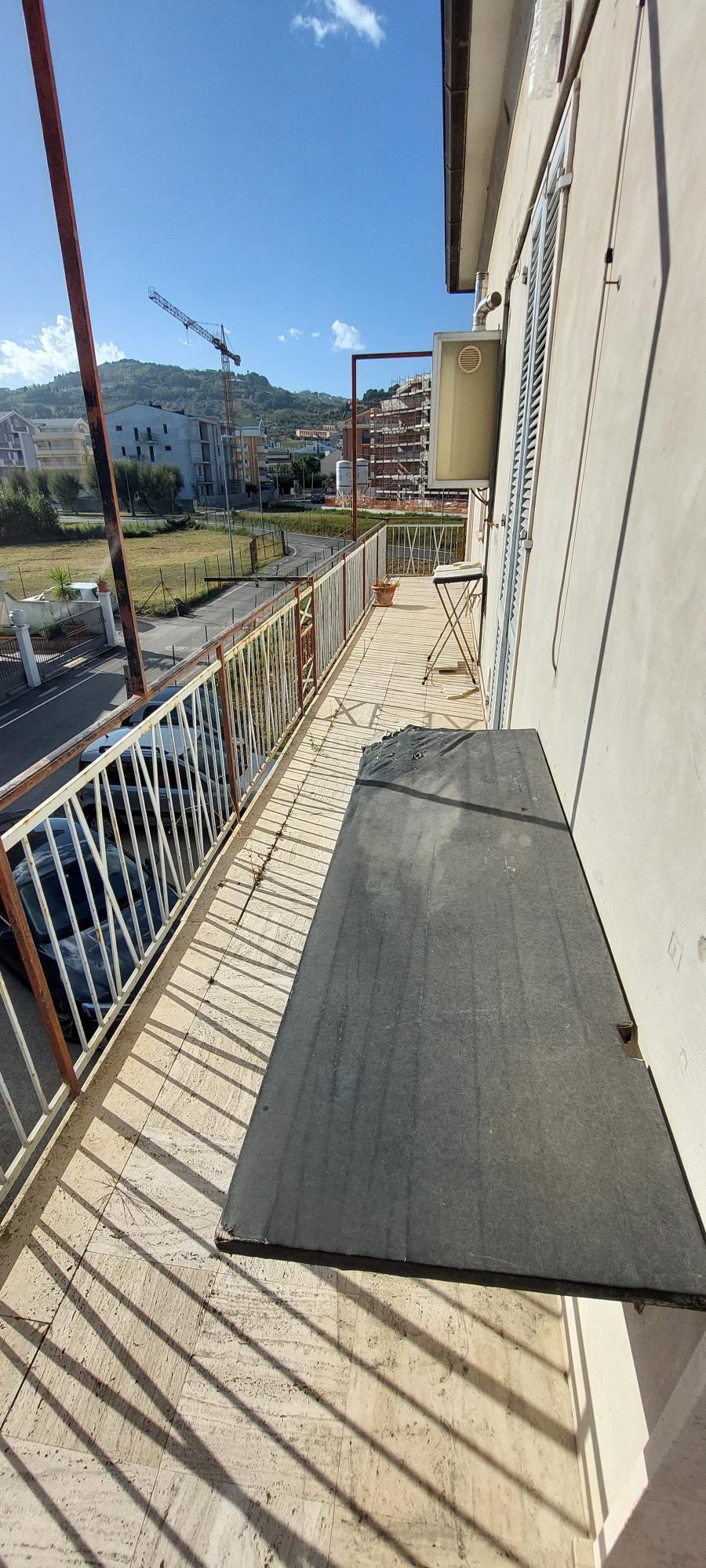 immobile appartamento all'asta in Via Cattaneo, 64018 Tortoreto Lido TE, Italia - Tortoreto (TE) - 3