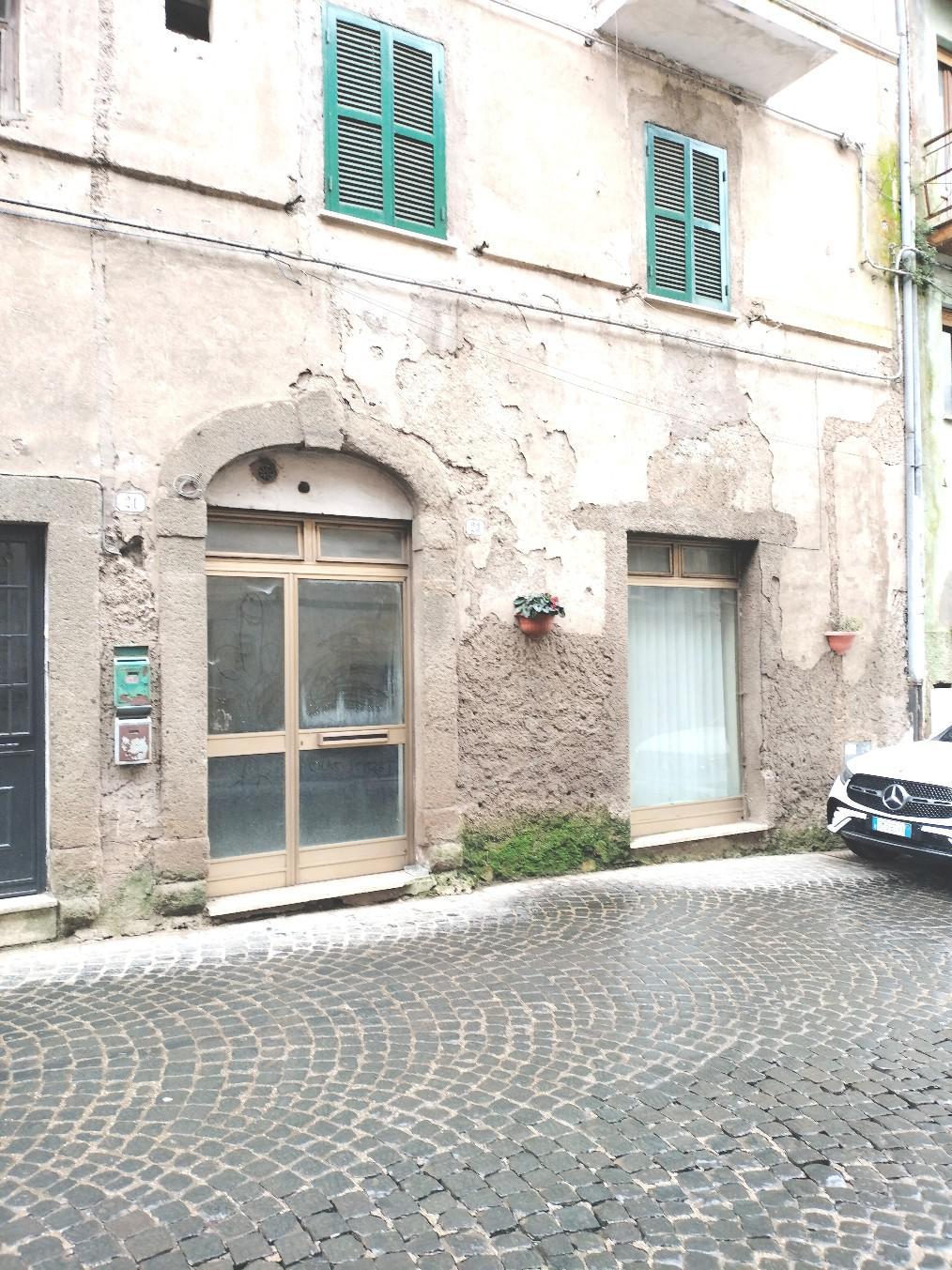 immobile appartamento all'asta in Via Mariano Buratti, 23, 01030 Bassano Romano VT, Italia Bassano Romano, Viterbo - 2