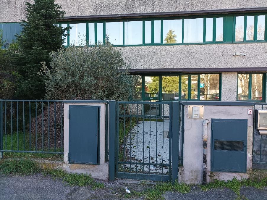 immobile magazzino all'asta in Localita' VIA DON GIUSEPPE OTTOLO  7 - 26853 Caselle Lurani (LO) - 2